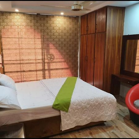 Hak Mall Suites And Apartments Rawalpindi Exterior foto