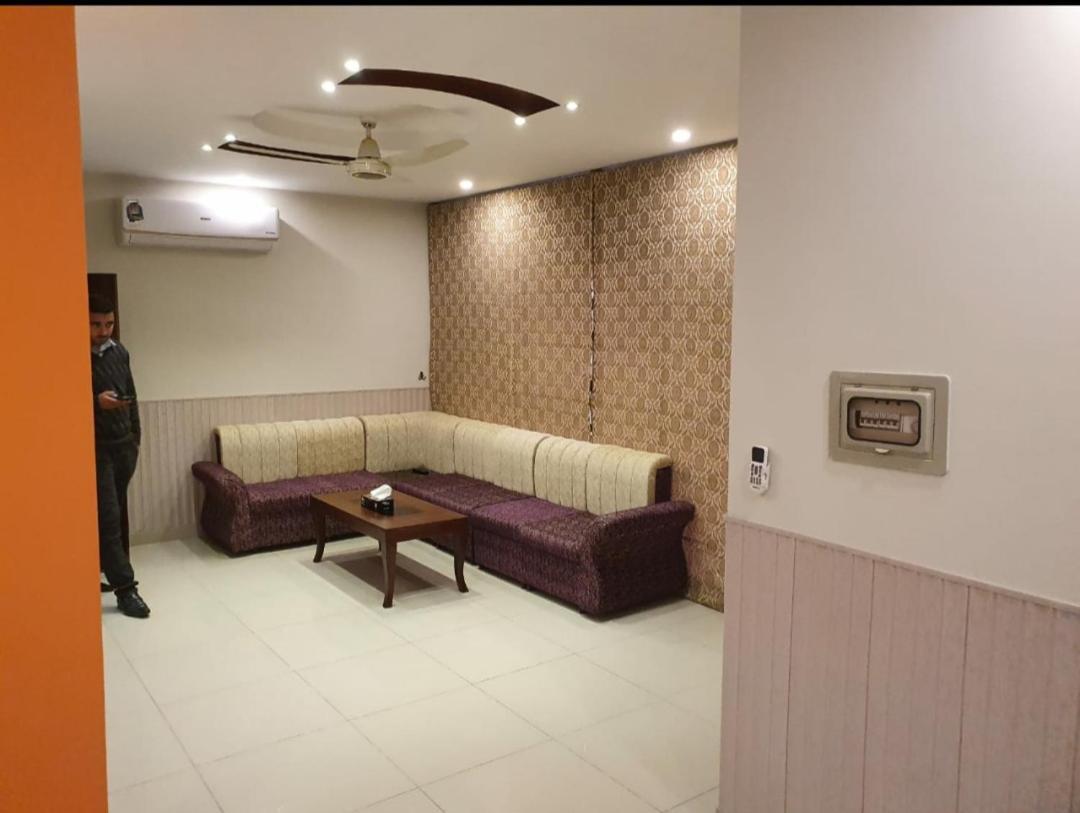 Hak Mall Suites And Apartments Rawalpindi Exterior foto